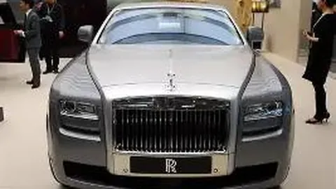 拉萨开启“奔跑吧·少年”西藏校园排球三大球推广活动